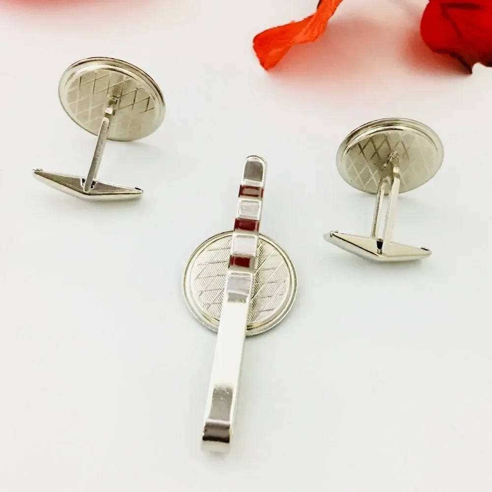 Vintage Cufflinks Tie Bar Clip Silver Blue Red Plaid fabric 1056